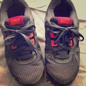 Nike sneakers (dual fusion St2)